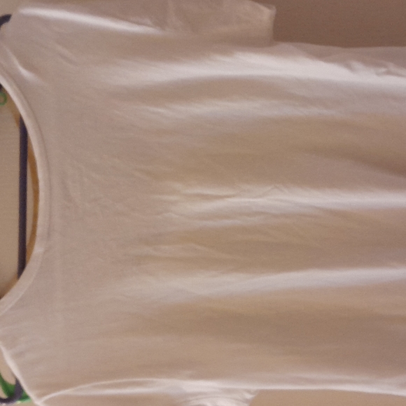 GUESS TSHIRT - Picture 3 of 3